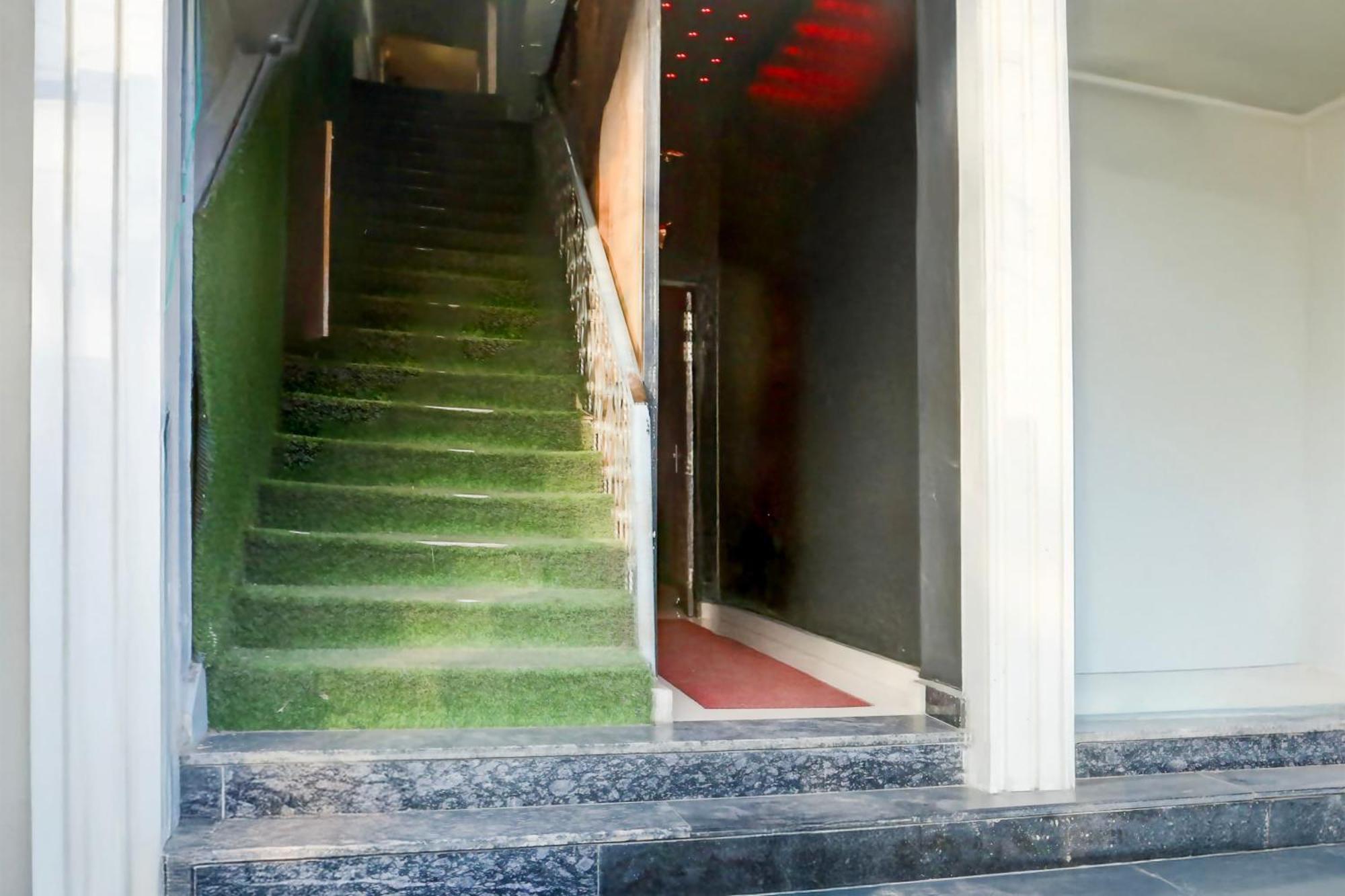 Super Collection O Roop Vihar Rohtak Formerly Hotel Maha Exterior foto